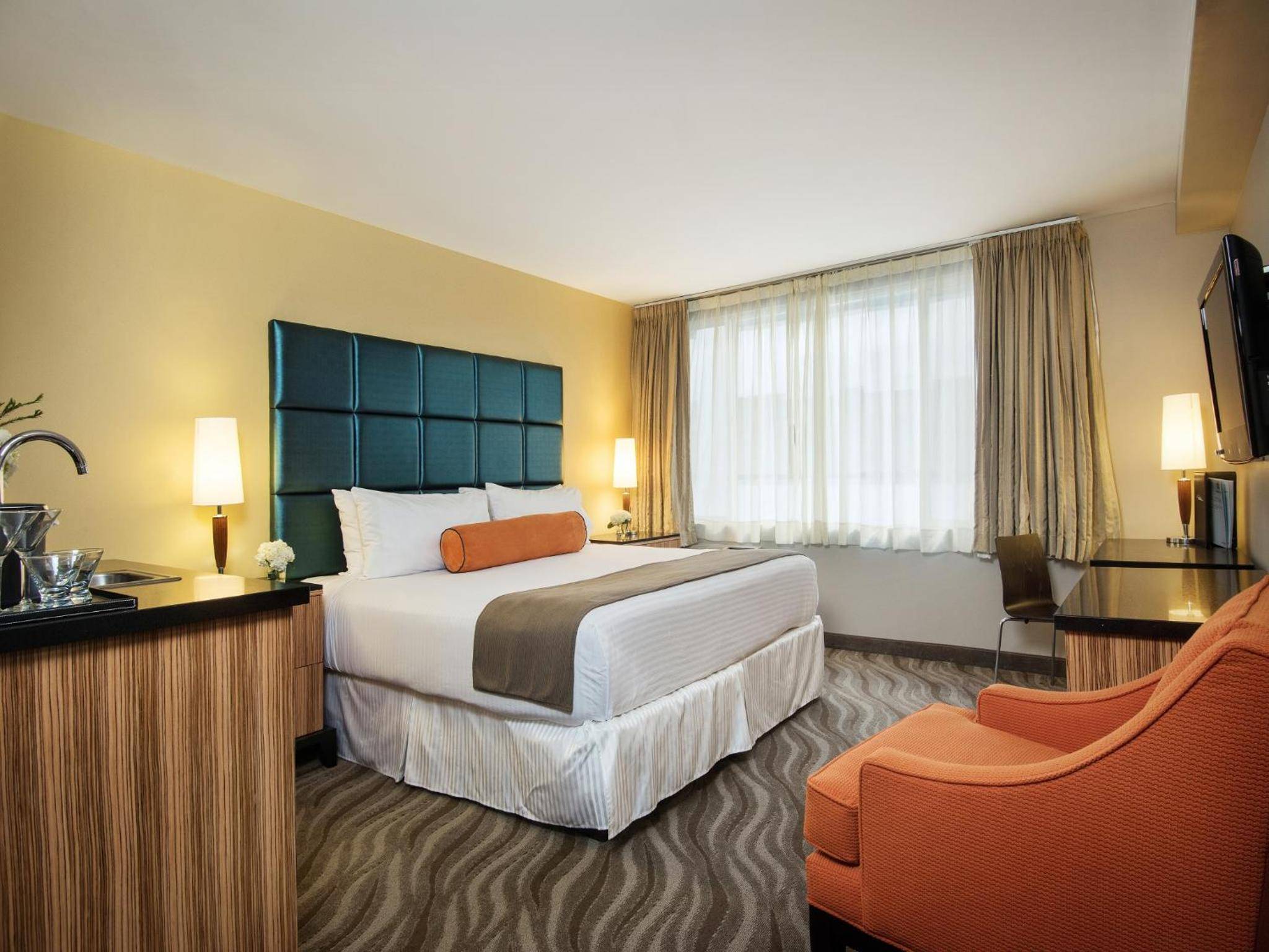 Porto Vista Hotel In Little Italy