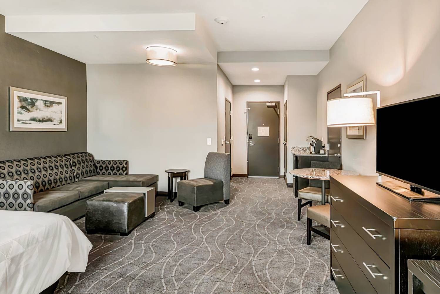 Holiday Inn & Suites Silicon Valley - Milpitas, an IHG Hotel
