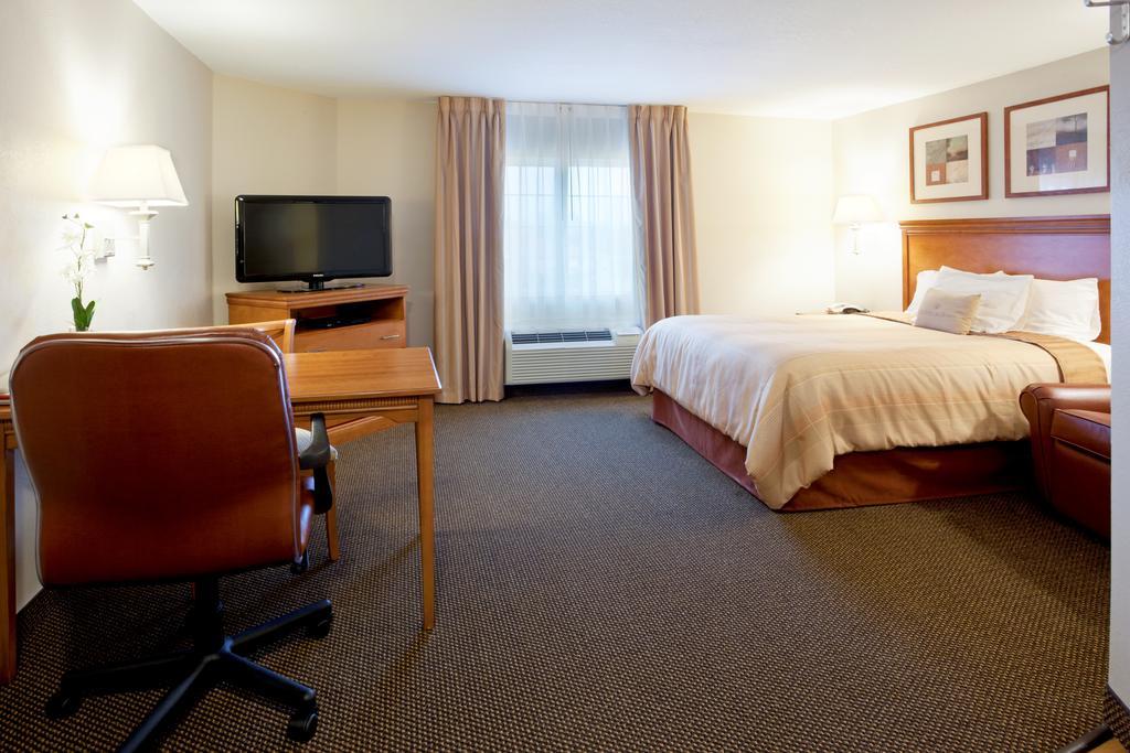 Candlewood Suites San Antonio Downtown