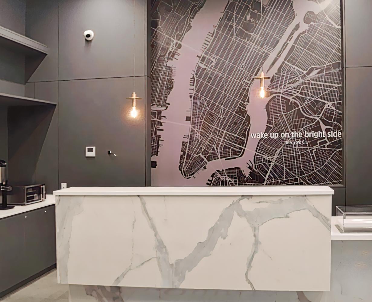 La Quinta Inn & Suites by Wyndham Times Square South