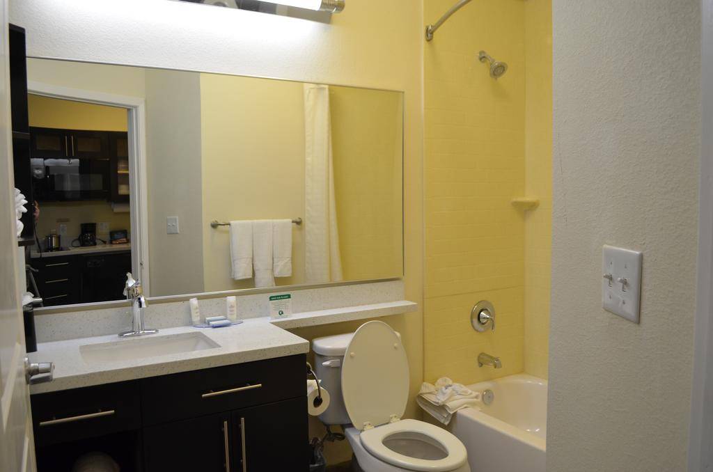 Candlewood Suites San Antonio Airport