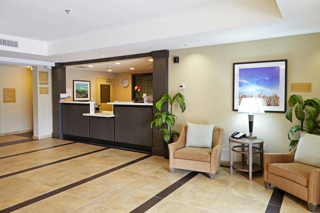 Candlewood Suites San Antonio Airport