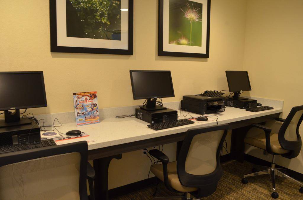 Candlewood Suites San Antonio Airport