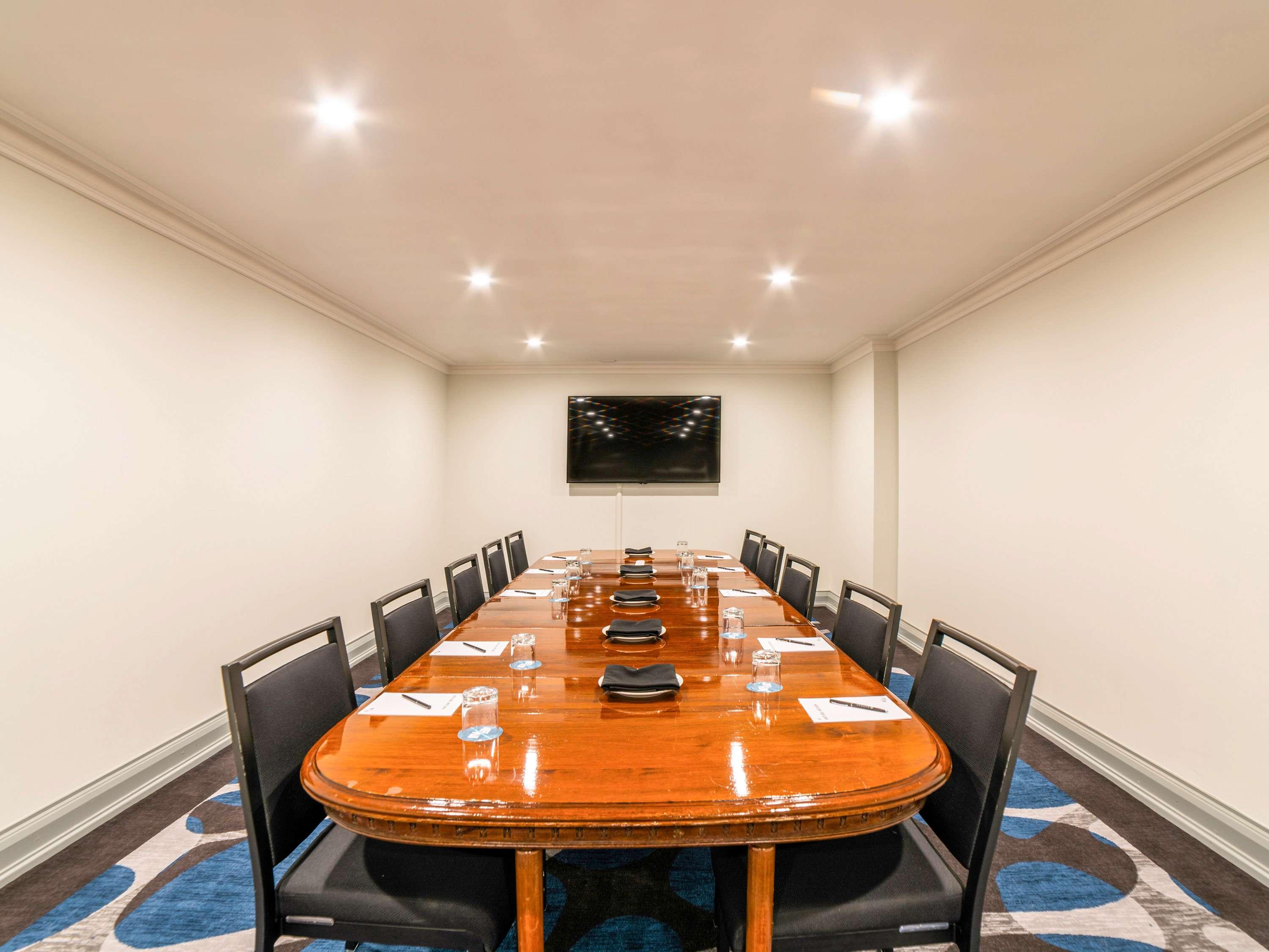 Pullman Cairns International