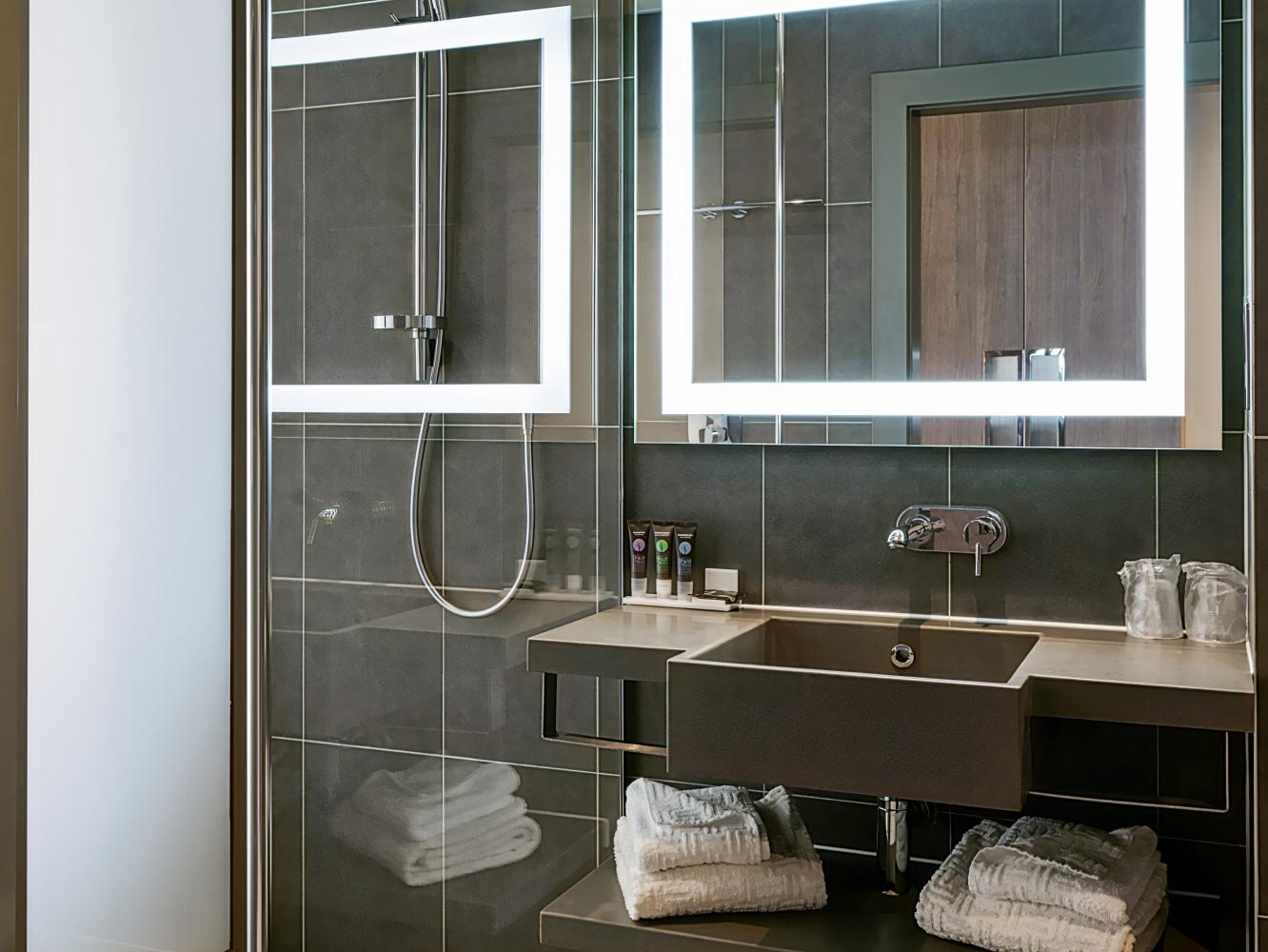 Novotel London Heathrow Airport T1 T2 and T3