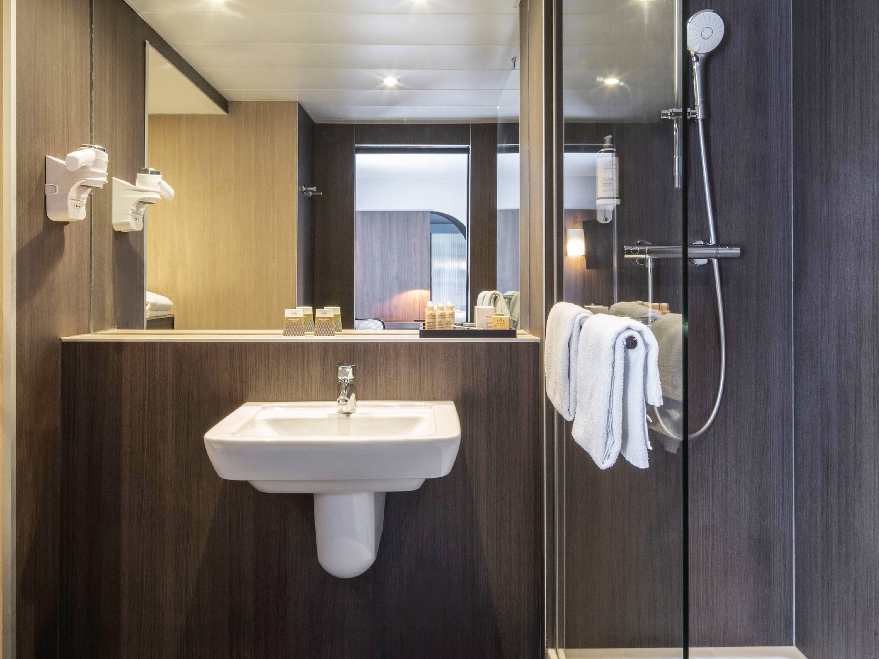 Mercure Versailles Chateau Hotel