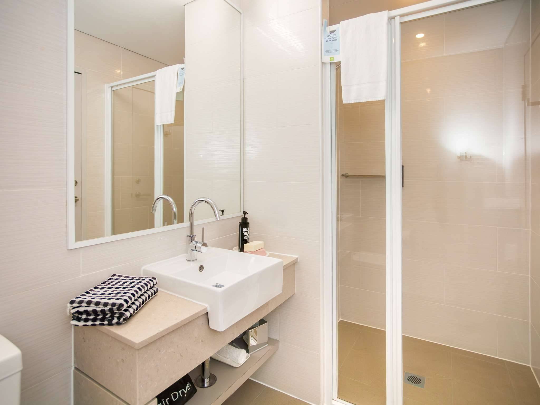 ibis Styles The Entrance