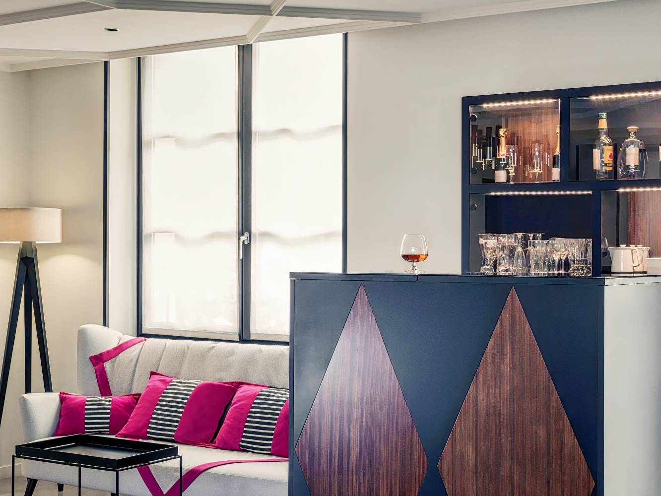 Mercure Paris Arc de Triomphe Wagram Hotel