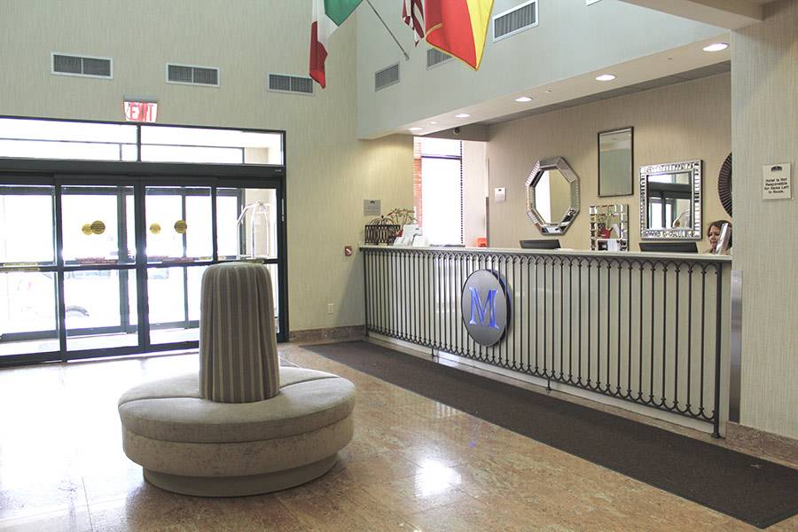 Marco LaGuardia Hotel and Suites