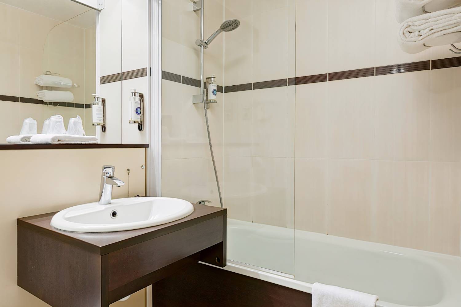 Comfort Hotel Orleans Saran