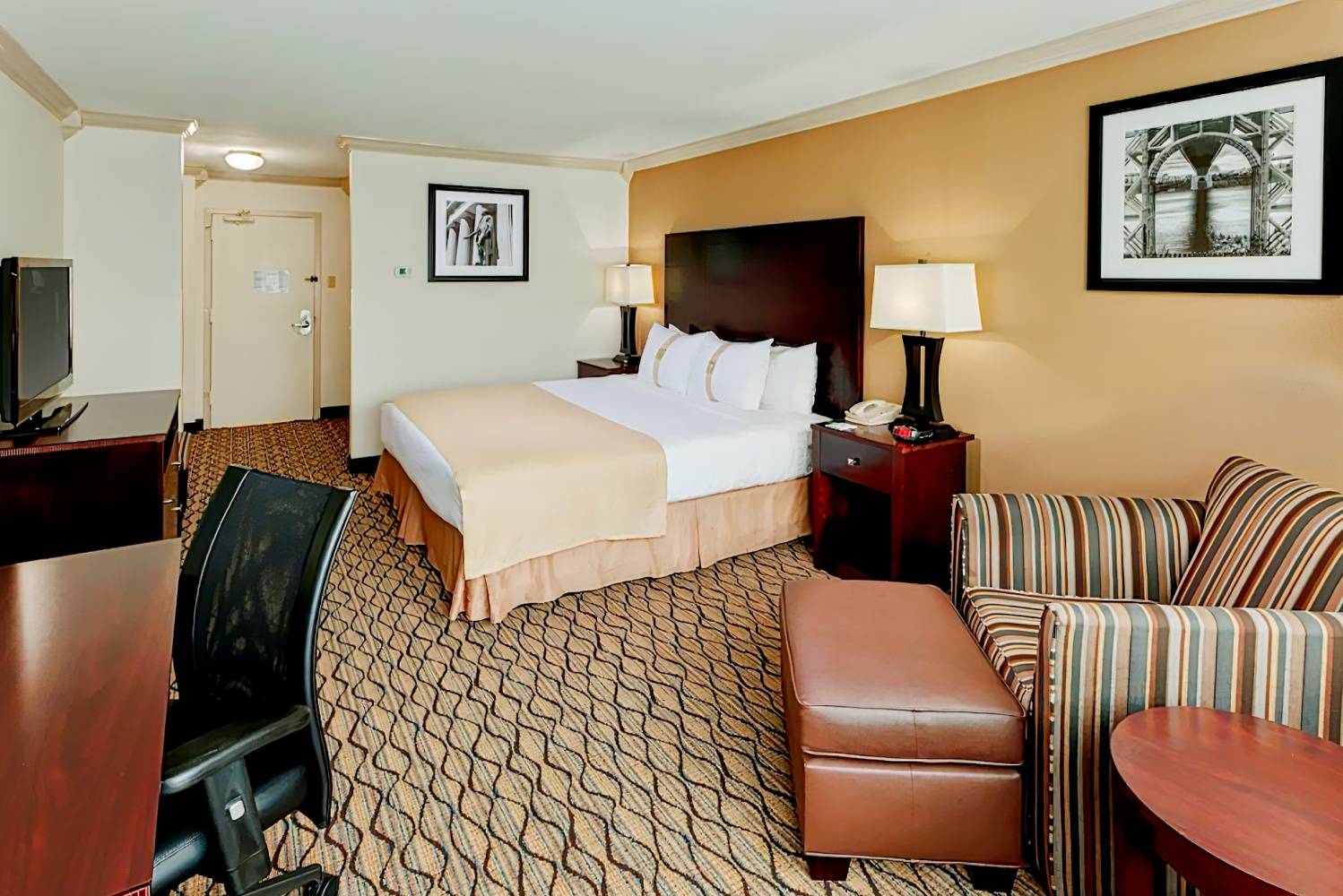 Mitchell Executive Hotels - Fort Lee