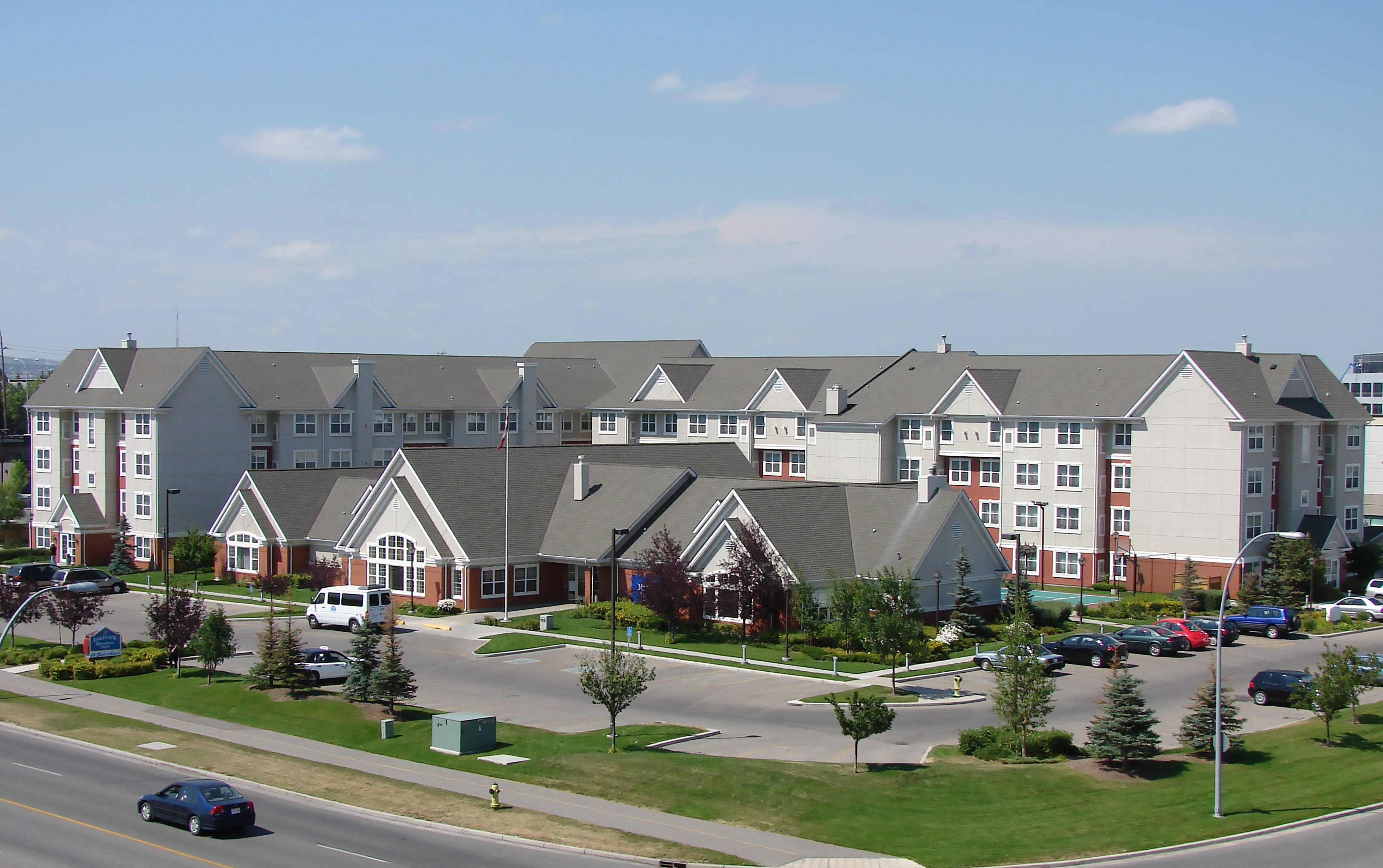 Lakeview Signature Inn Calgary Airport