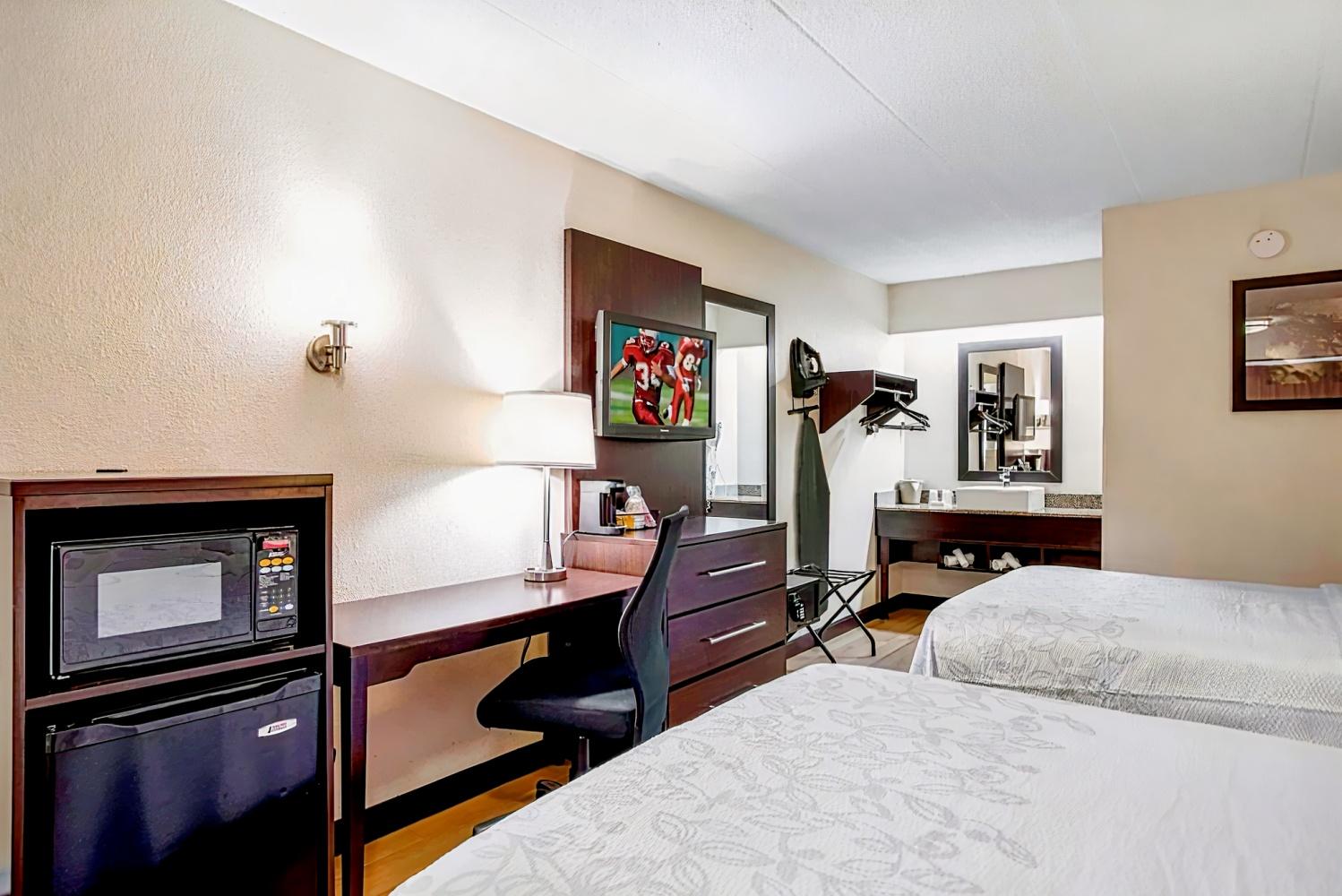 Red Roof PLUS+ San Francisco Airport