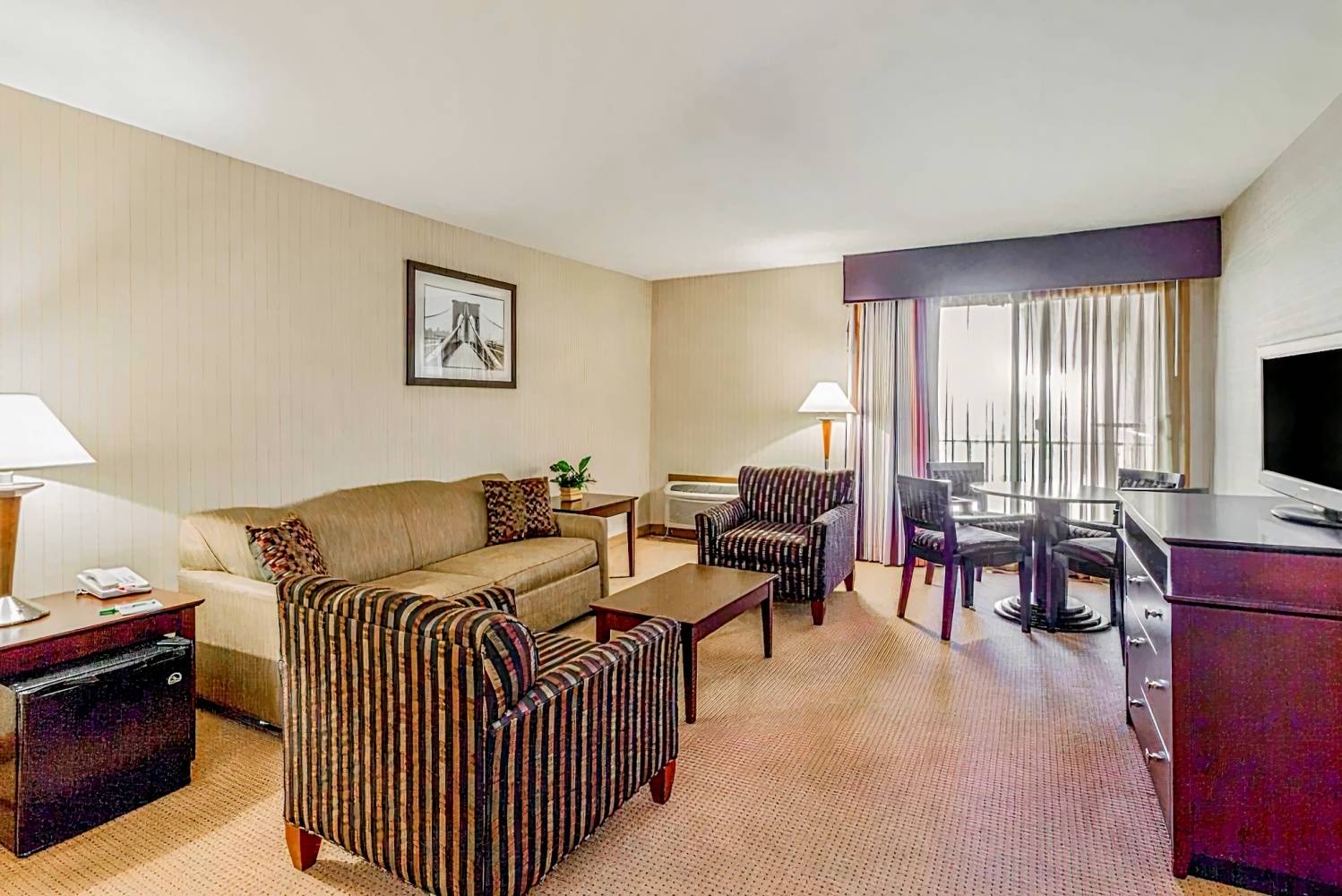 Wyndham Garden Newark Airport