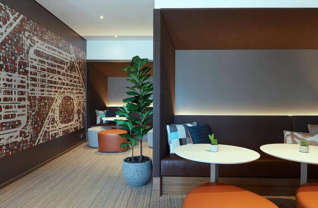 Holiday Inn Express Sydney Airport