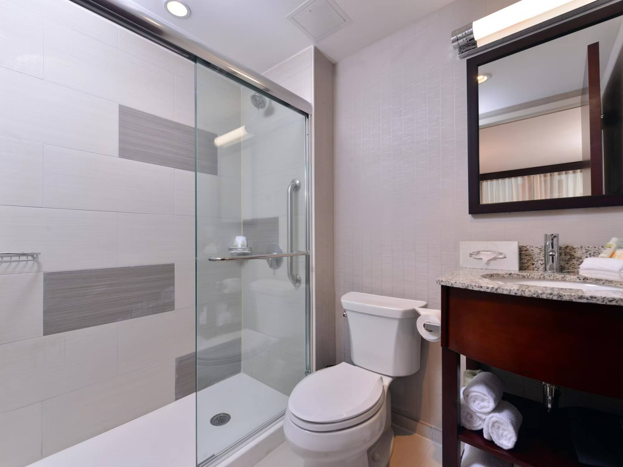 Holiday Inn New York City - Times Square, an IHG Hotel