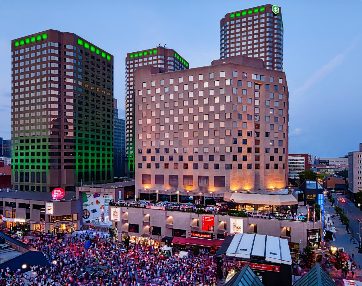 DoubleTree by Hilton Montreal