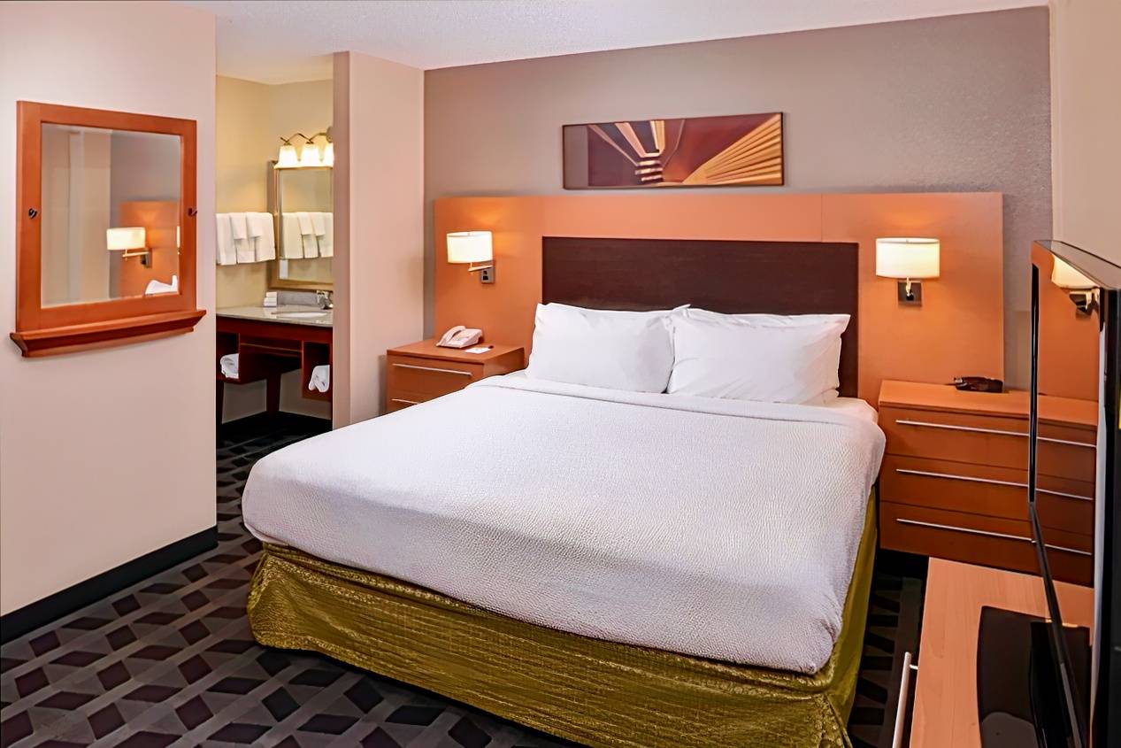 TownePlace Suites Detroit Warren