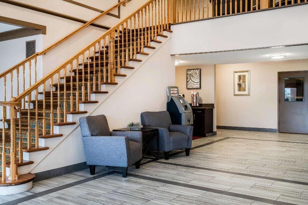 Clarion Inn Near Jblm