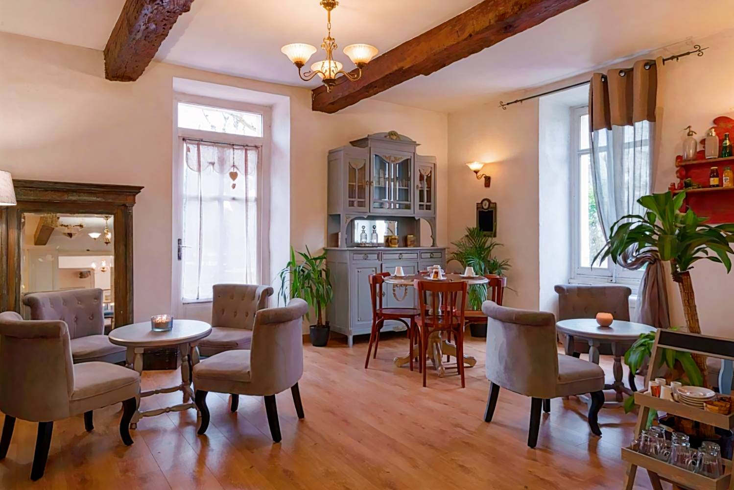 The Originals Hôtel du Parc Avignon Est