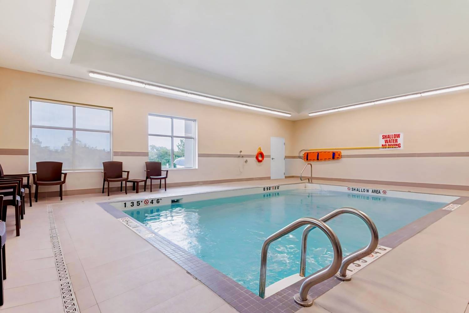 Comfort Inn & Suites Bowmanville 