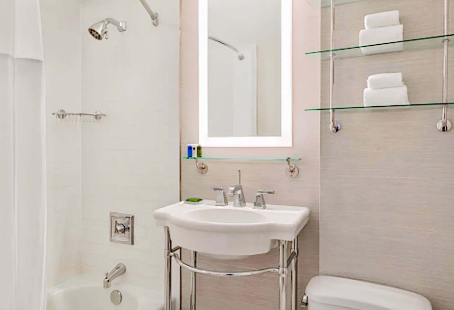 Radisson Hotel Baltimore Downtown-Inner Harbor