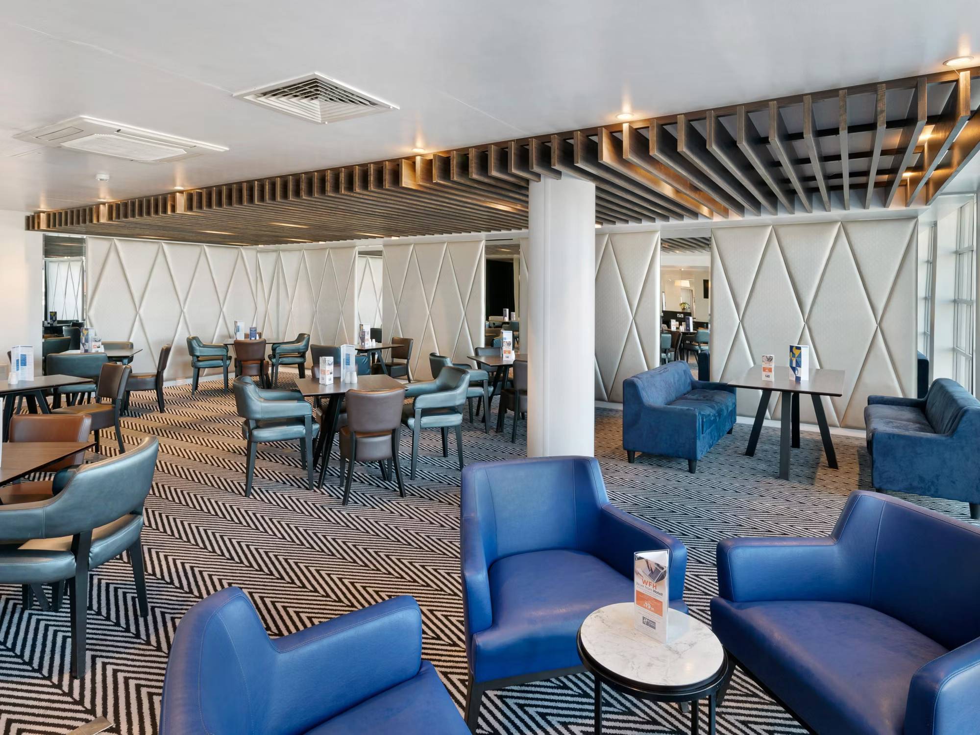 Holiday Inn Express Leigh - Sports Village, an IHG Hotel