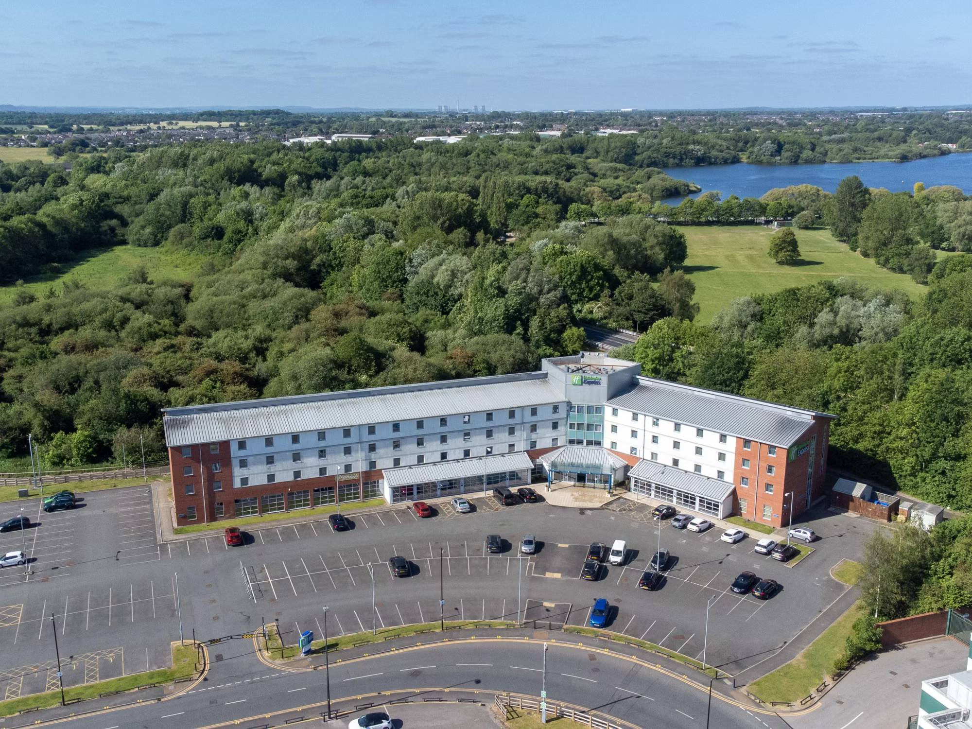 Holiday Inn Express Leigh - Sports Village, an IHG Hotel