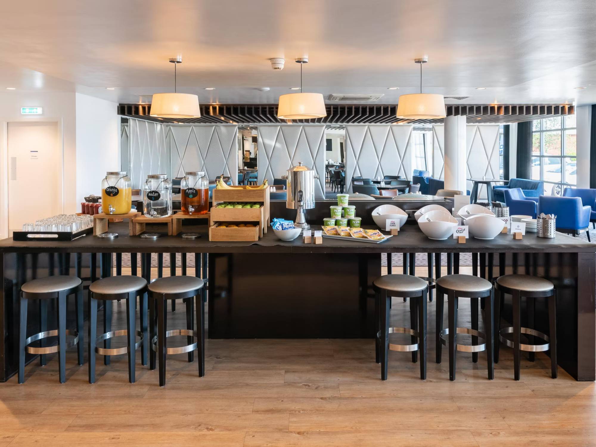 Holiday Inn Express Leigh - Sports Village, an IHG Hotel