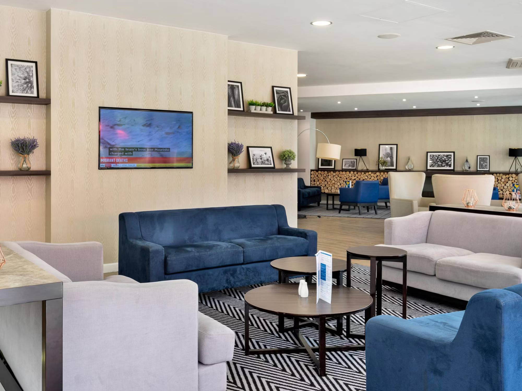 Holiday Inn Express Leigh - Sports Village, an IHG Hotel