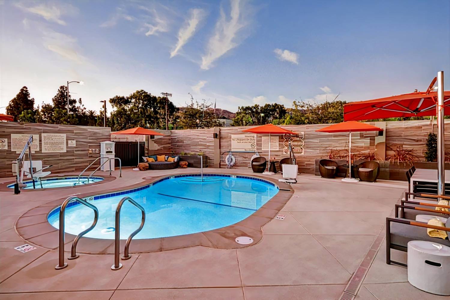 Hampton Inn & Suites Los Angeles Burbank Airport