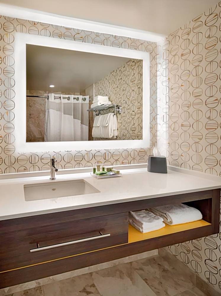 Holiday Inn Montreal Longueuil