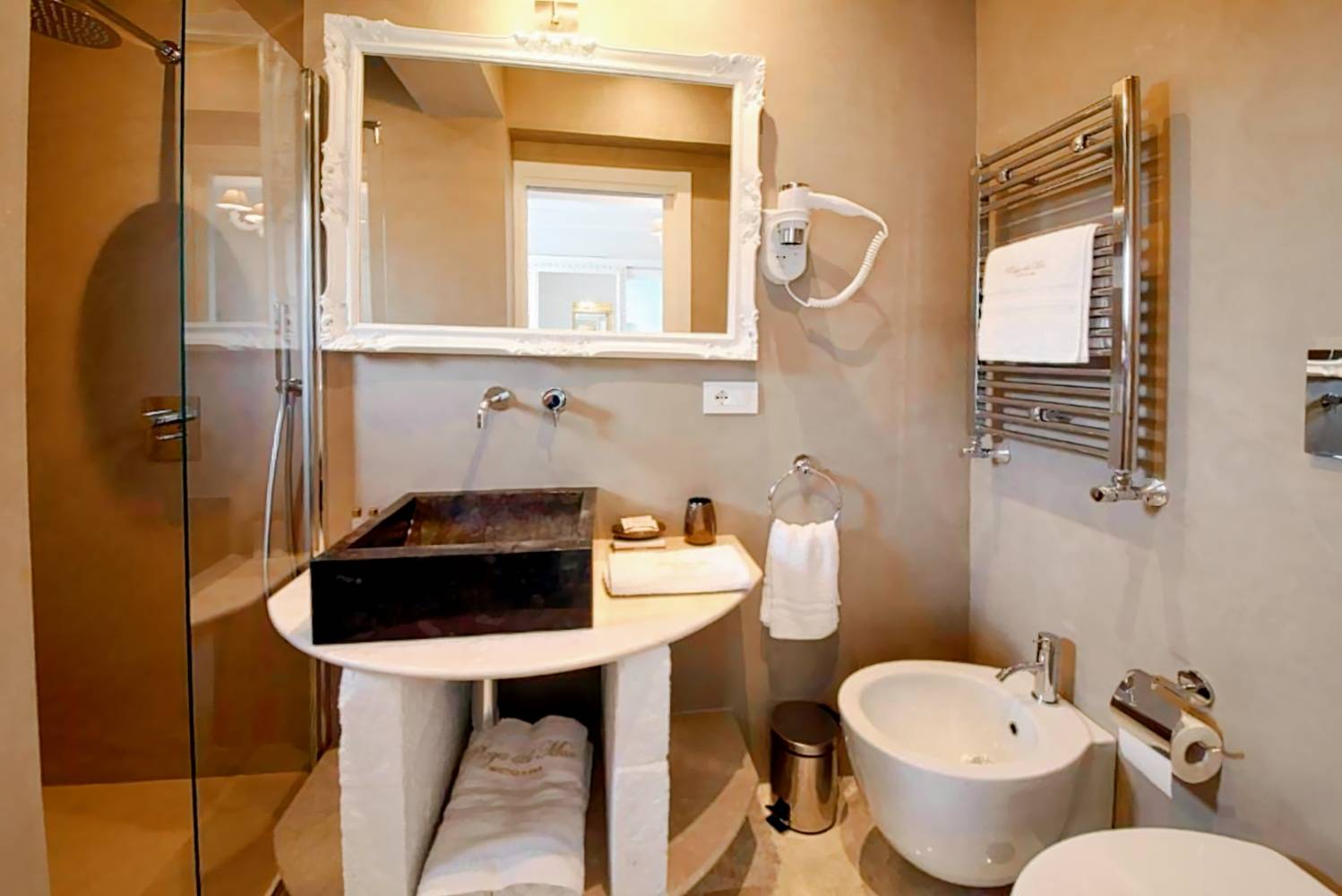 Playa del mar S.A.S. DI LERKE IRIS & C.