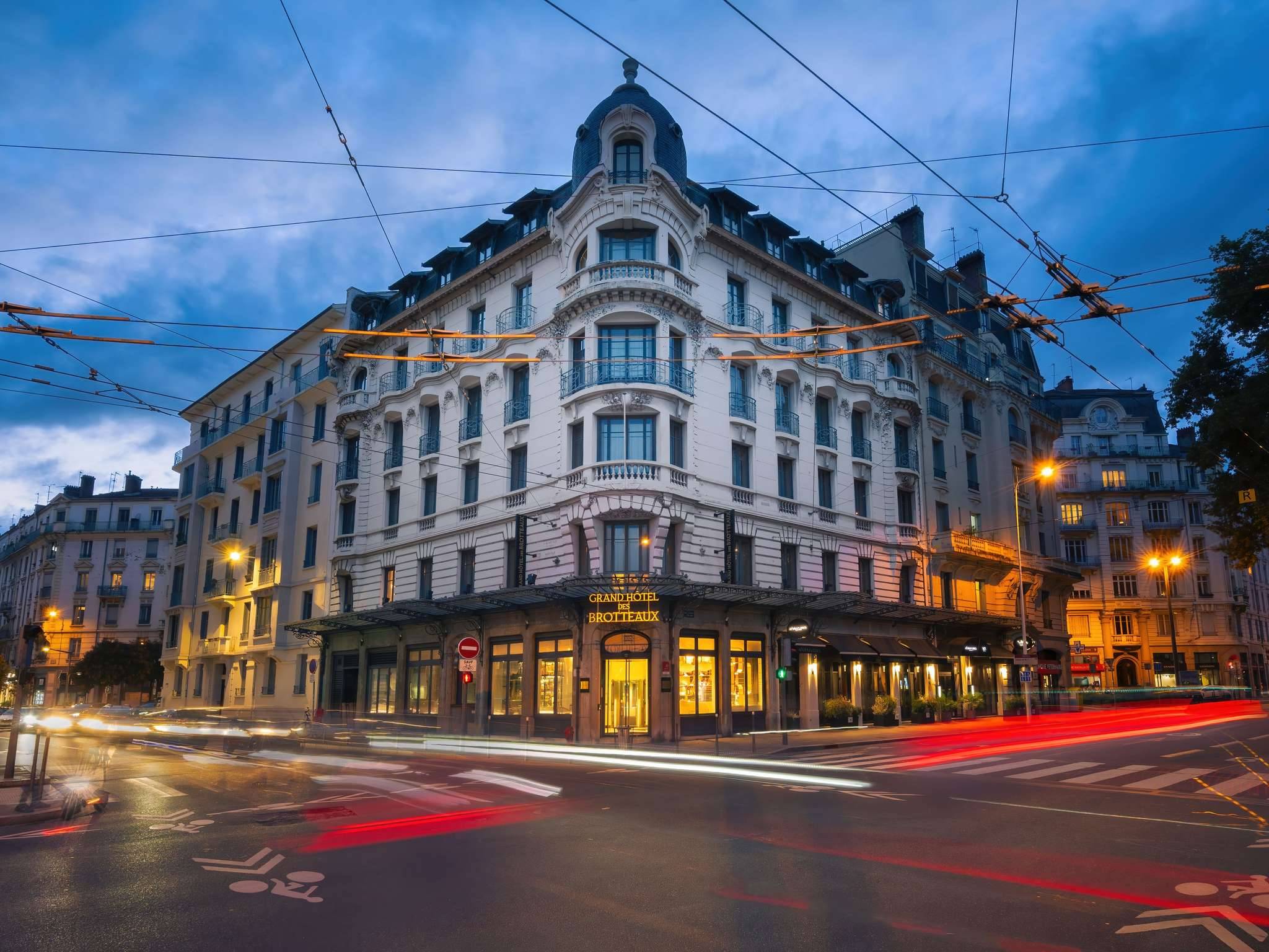 Grand Hotel des Brotteaux Lyon Handwritten Coll.