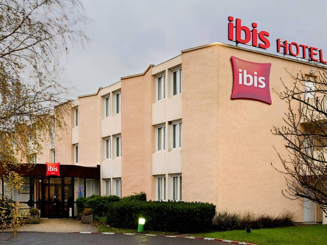 ibis Rambouillet