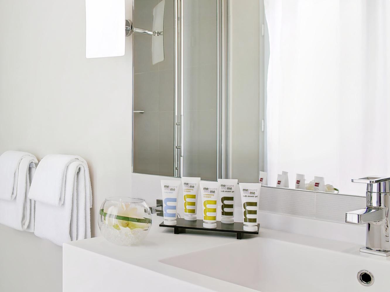 Mercure Paris Levallois Perret Hotel