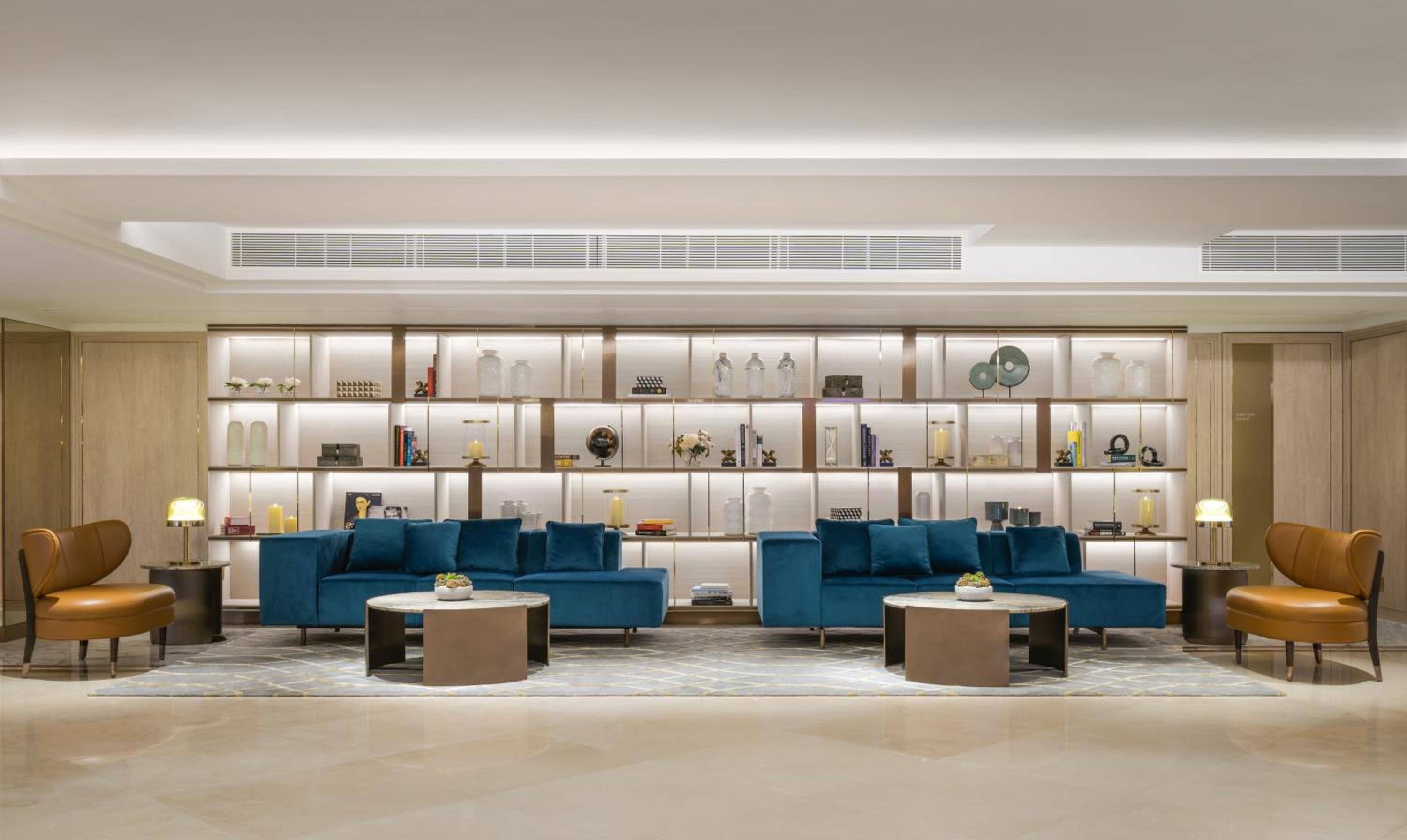 The Royal Pacific Hotel & Towers