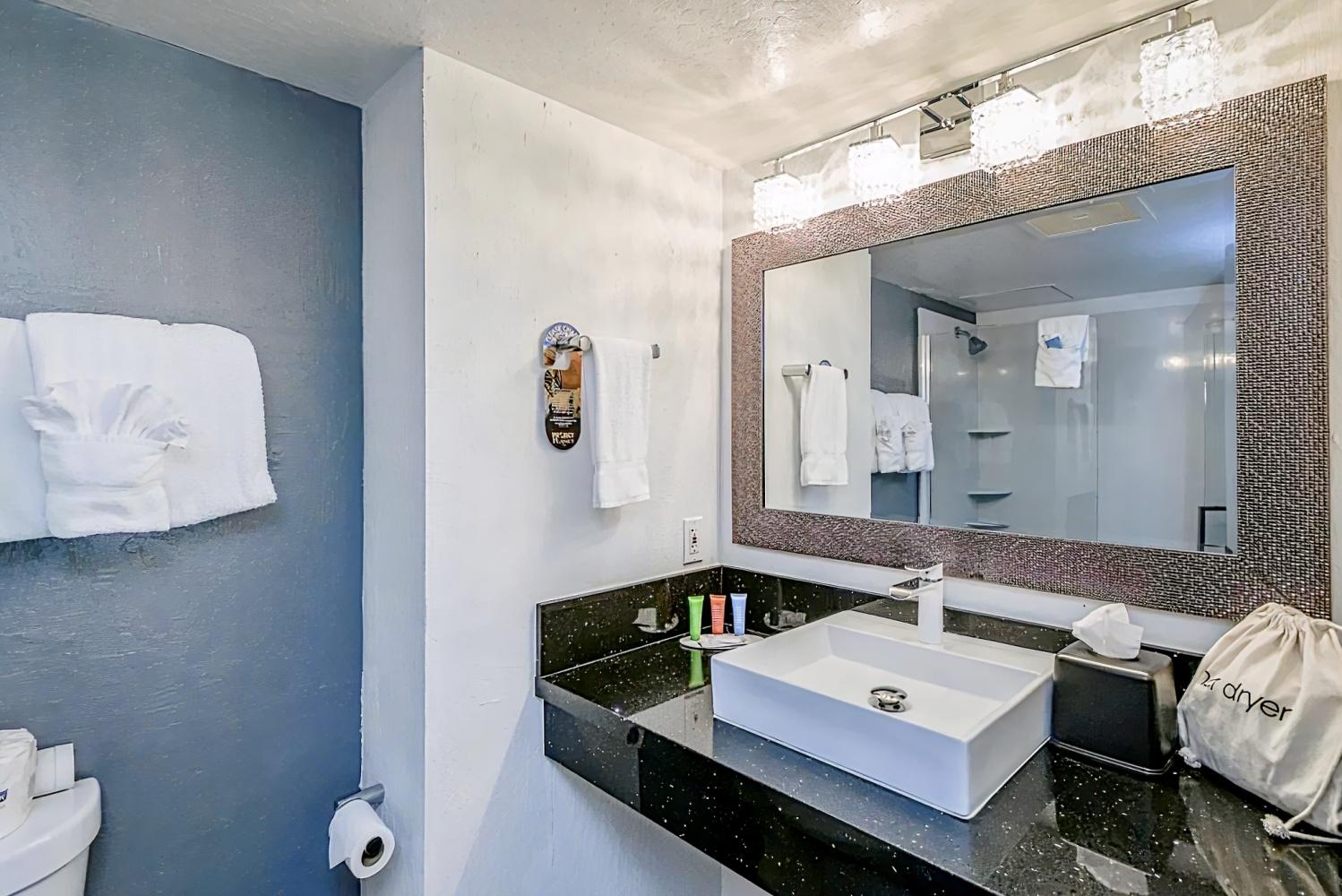 Lions Gate Hotel, A Trademark Collection by Wyndham