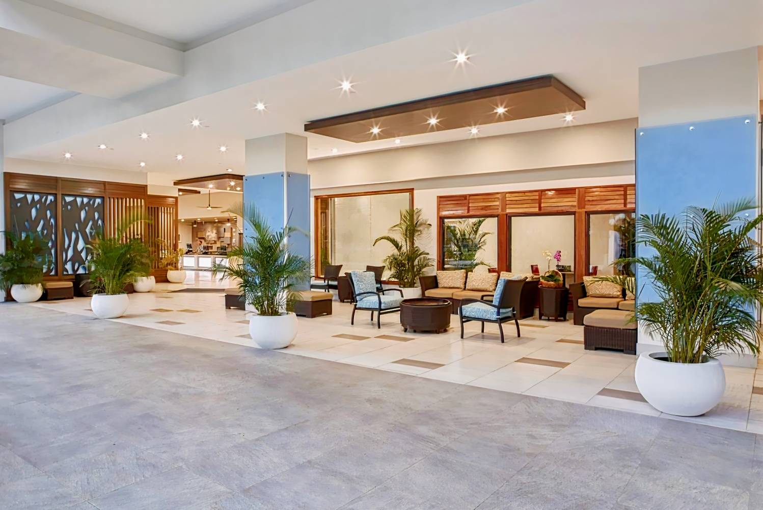 Holiday Inn Express Waikiki, an IHG Hotel