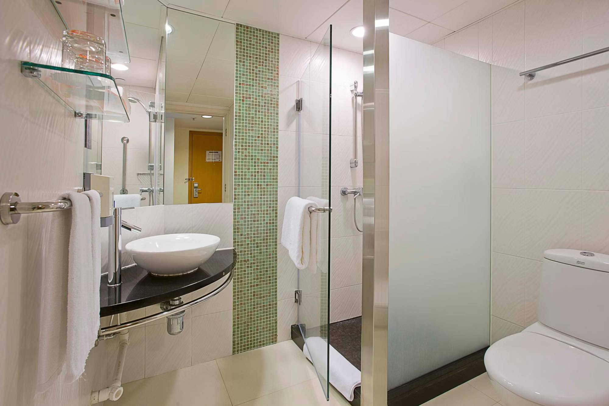 Holiday Inn Express Causeway Bay Hong Kong, an IHG Hotel