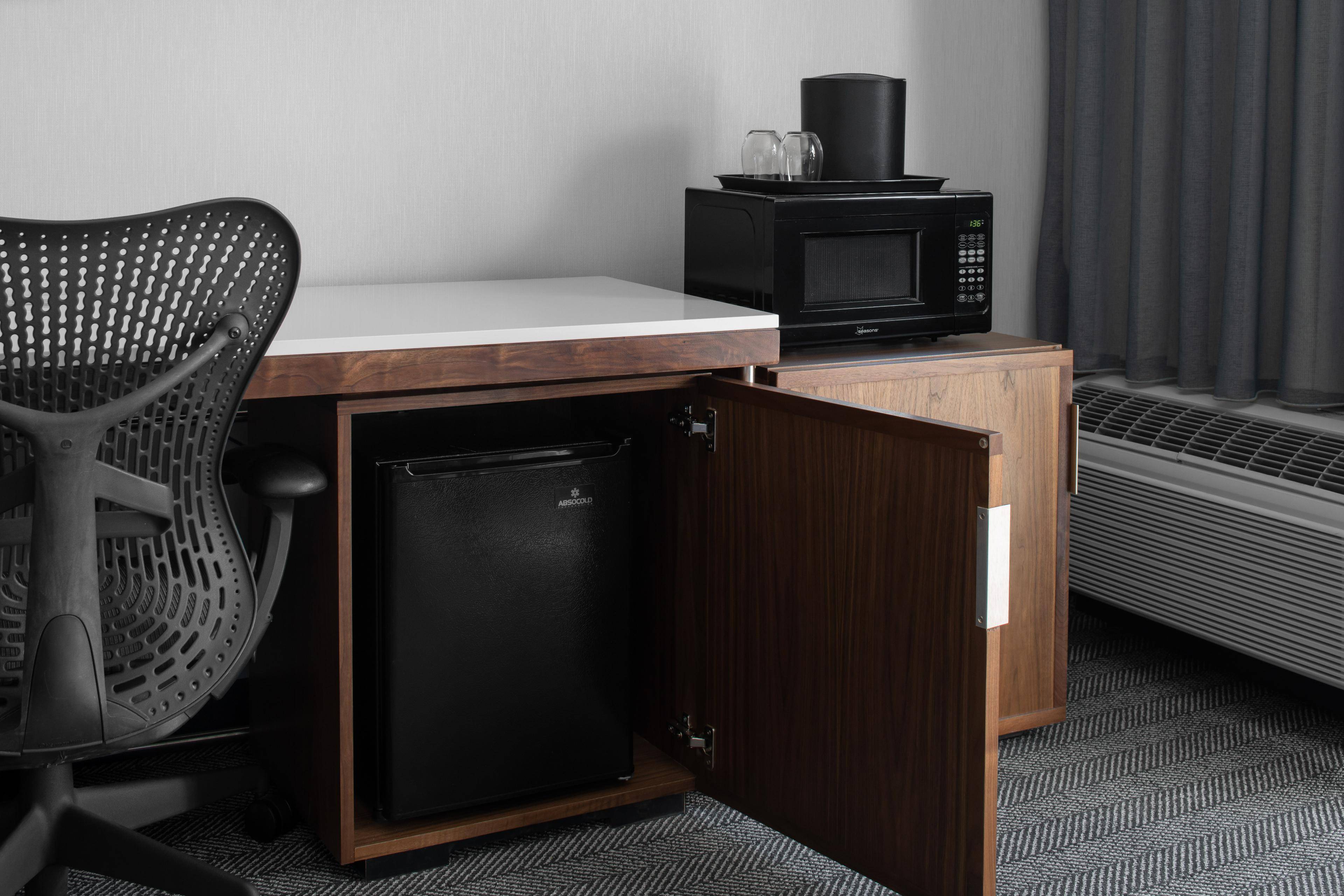 Courtyard by Marriott Los Angeles Burbank Airport