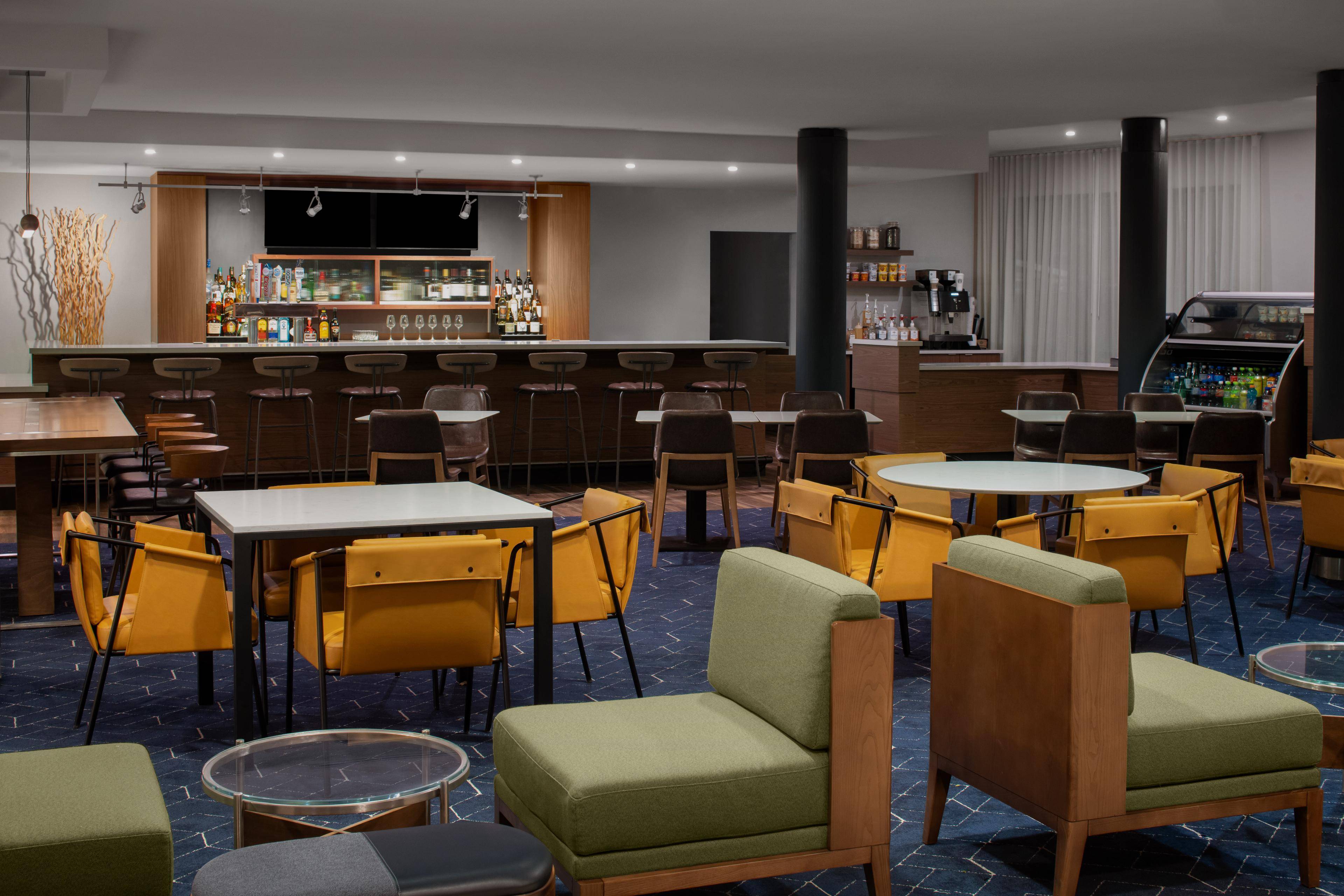 Courtyard by Marriott Los Angeles Burbank Airport