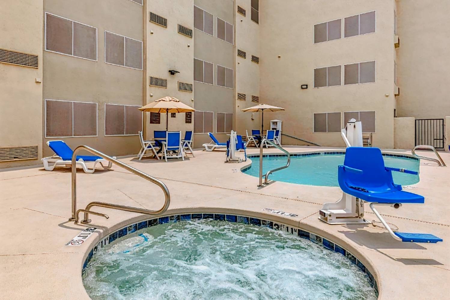 Comfort Inn & Suites Albuquerque Downtown