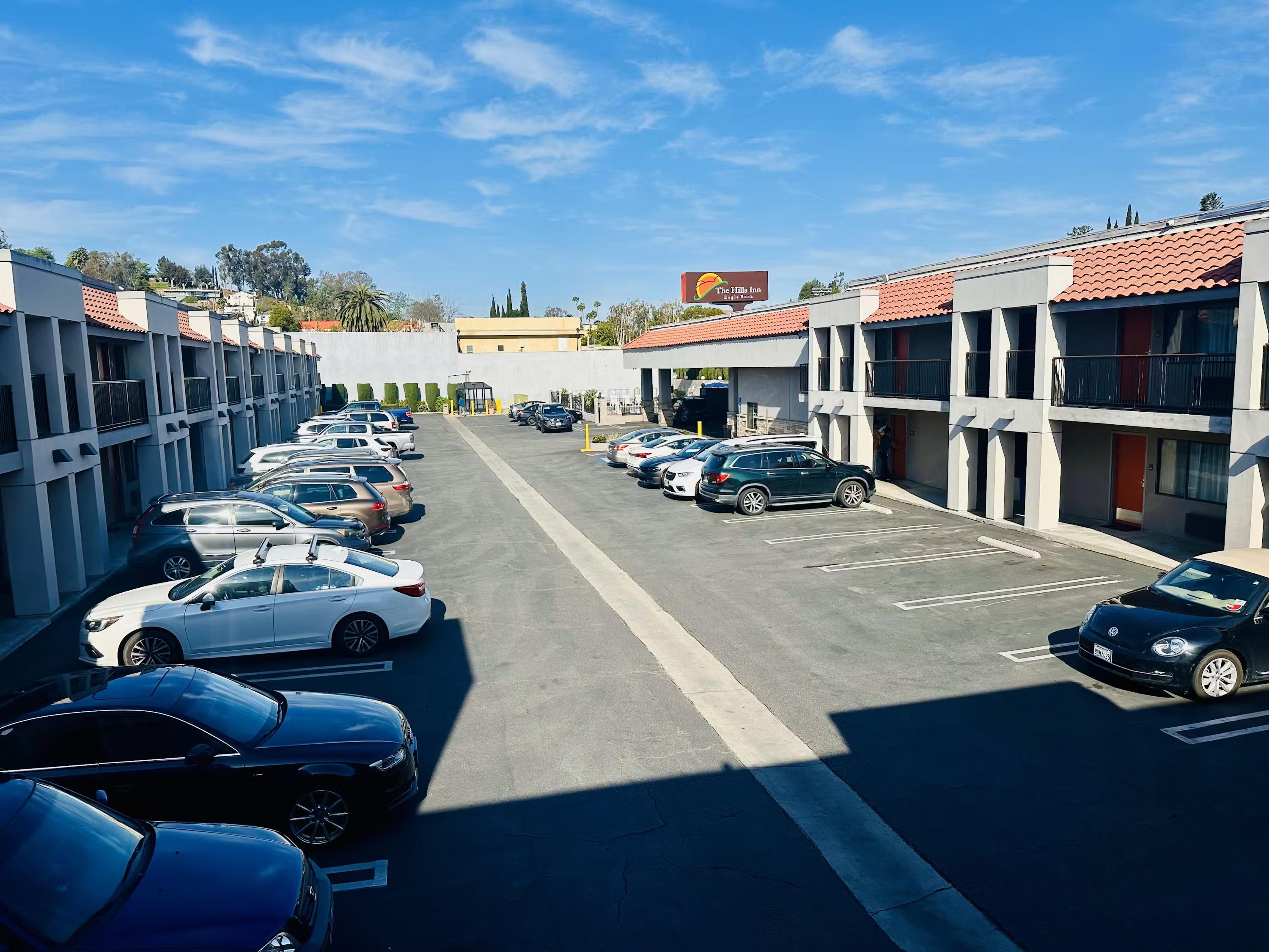 The Hills Inn Eagle Rock - Near Old Town Pasadena