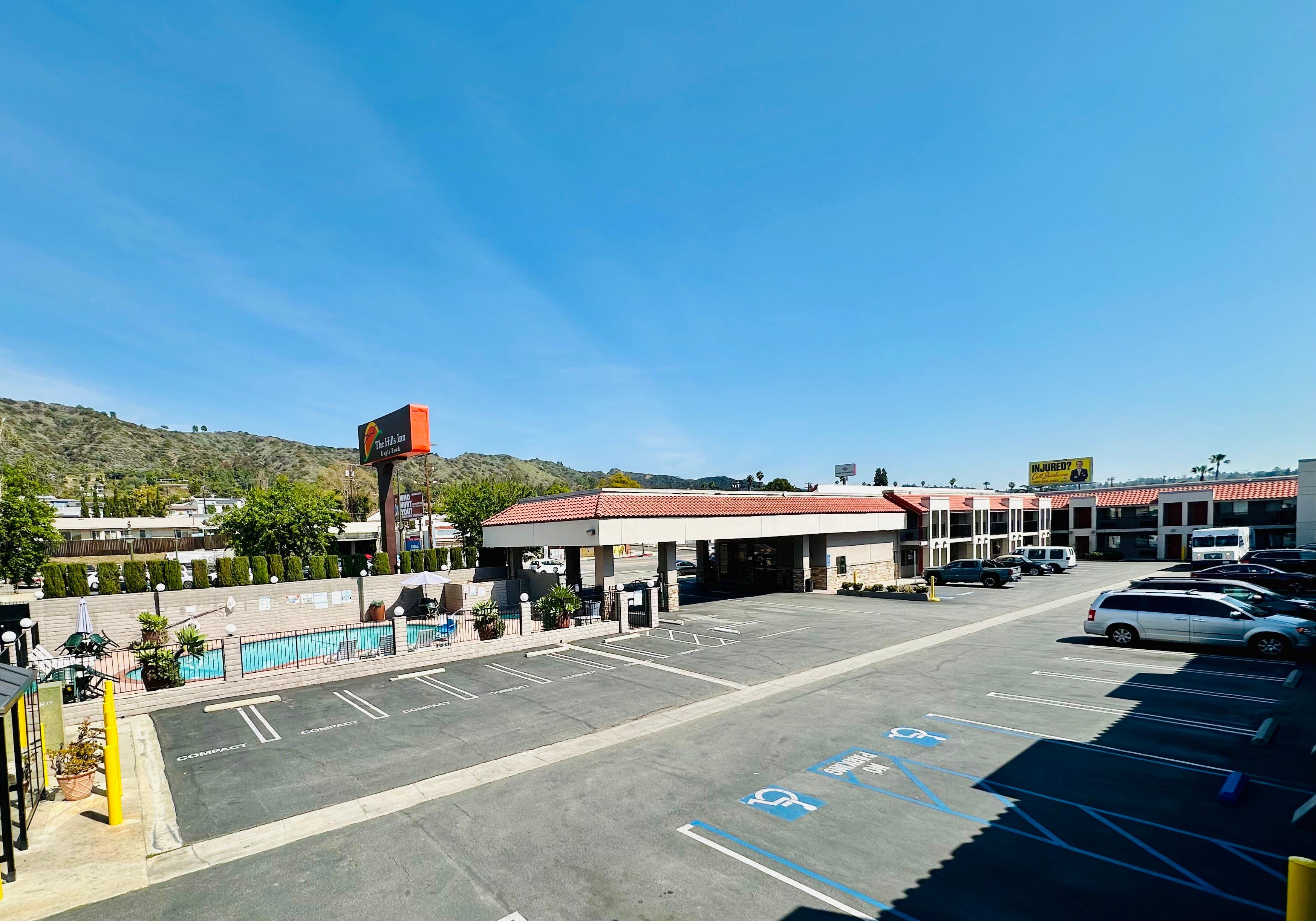 The Hills Inn Eagle Rock - Near Old Town Pasadena