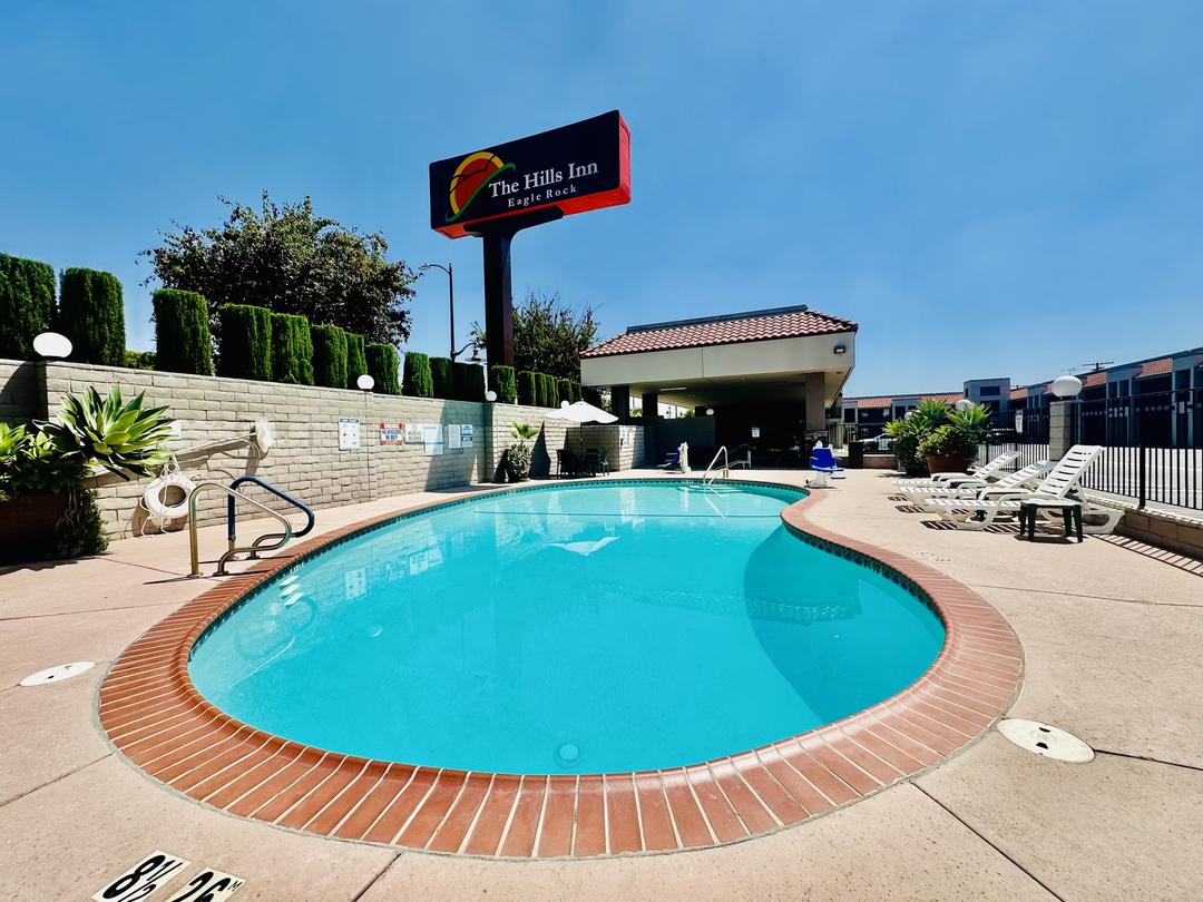 The Hills Inn Eagle Rock - Near Old Town Pasadena