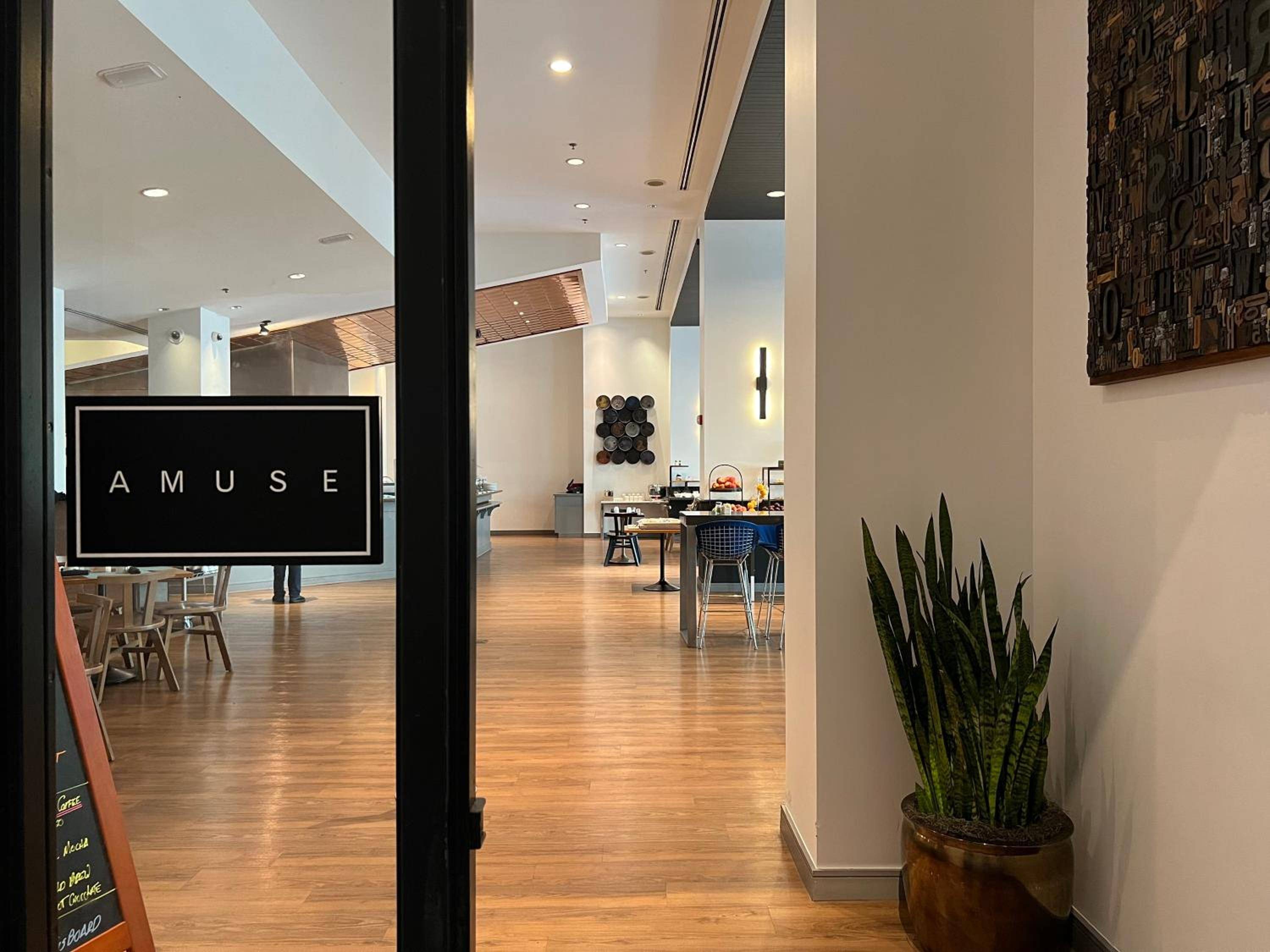 Le Meridien Boston Cambridge