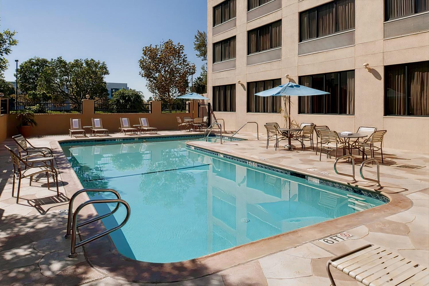 Courtyard Cypress Anaheim Orange County