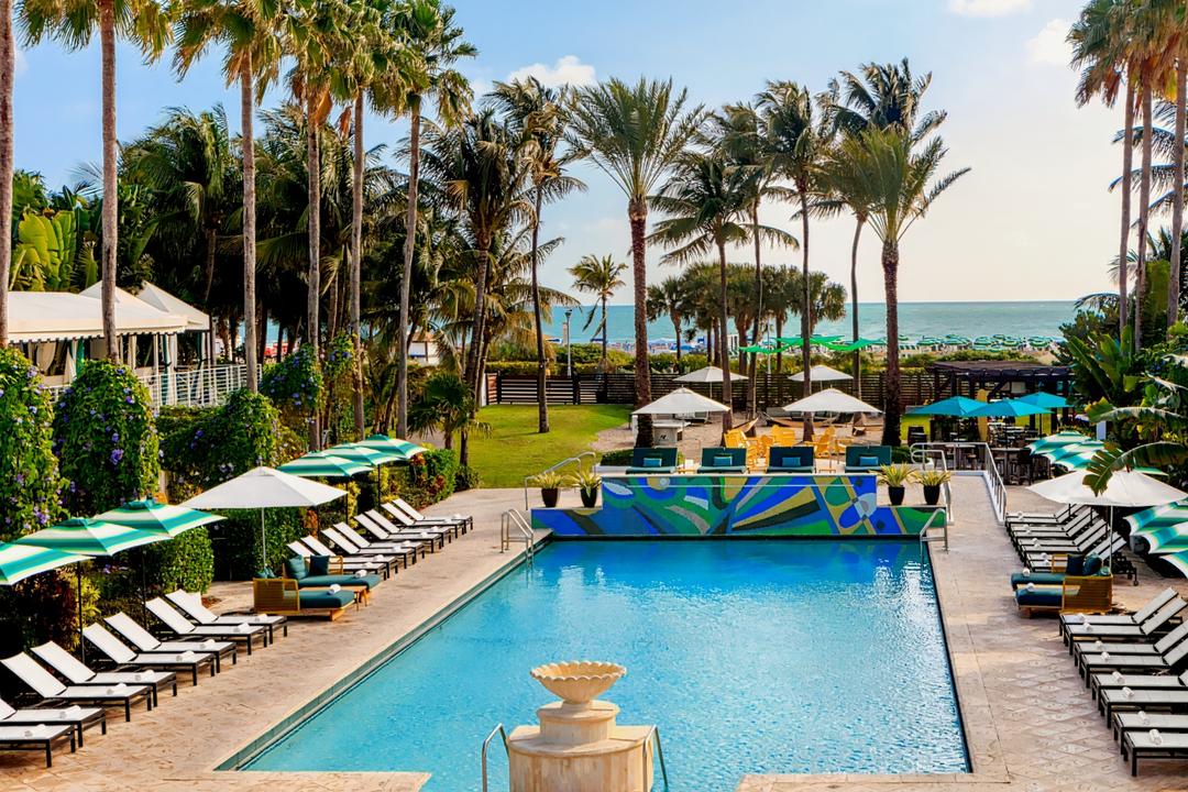 Kimpton Surfcomber Hotel, an IHG Hotel