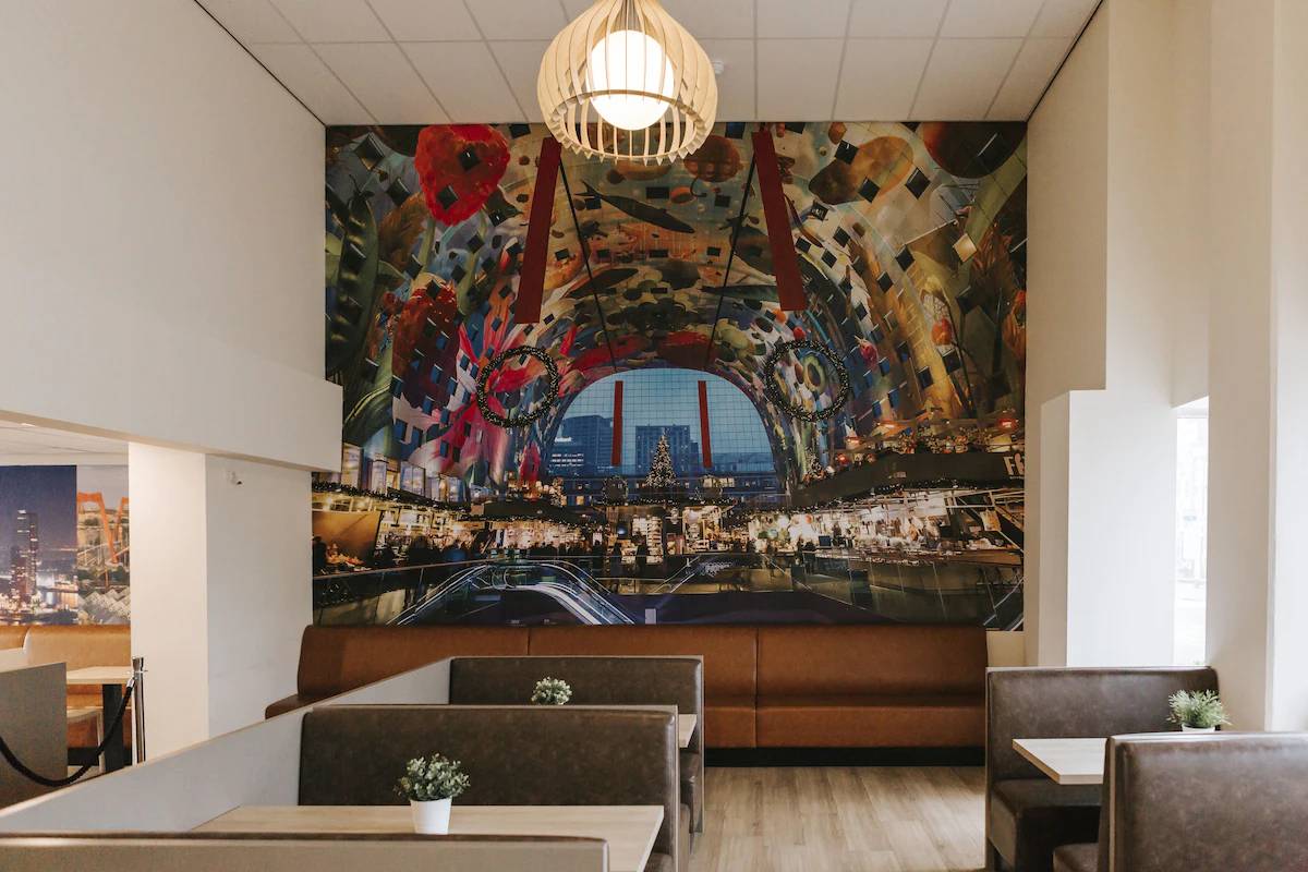 Rotterdam Teleport Hotel